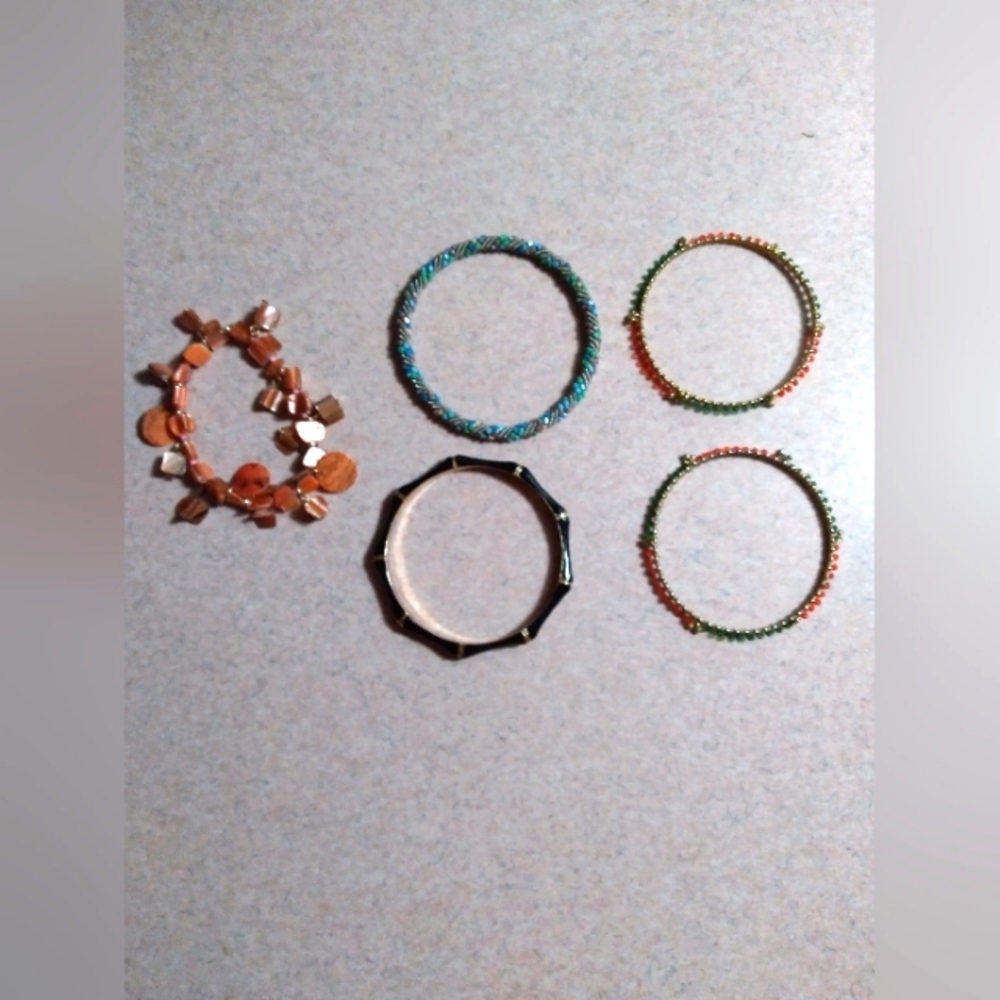 Bracelet bundle (5)